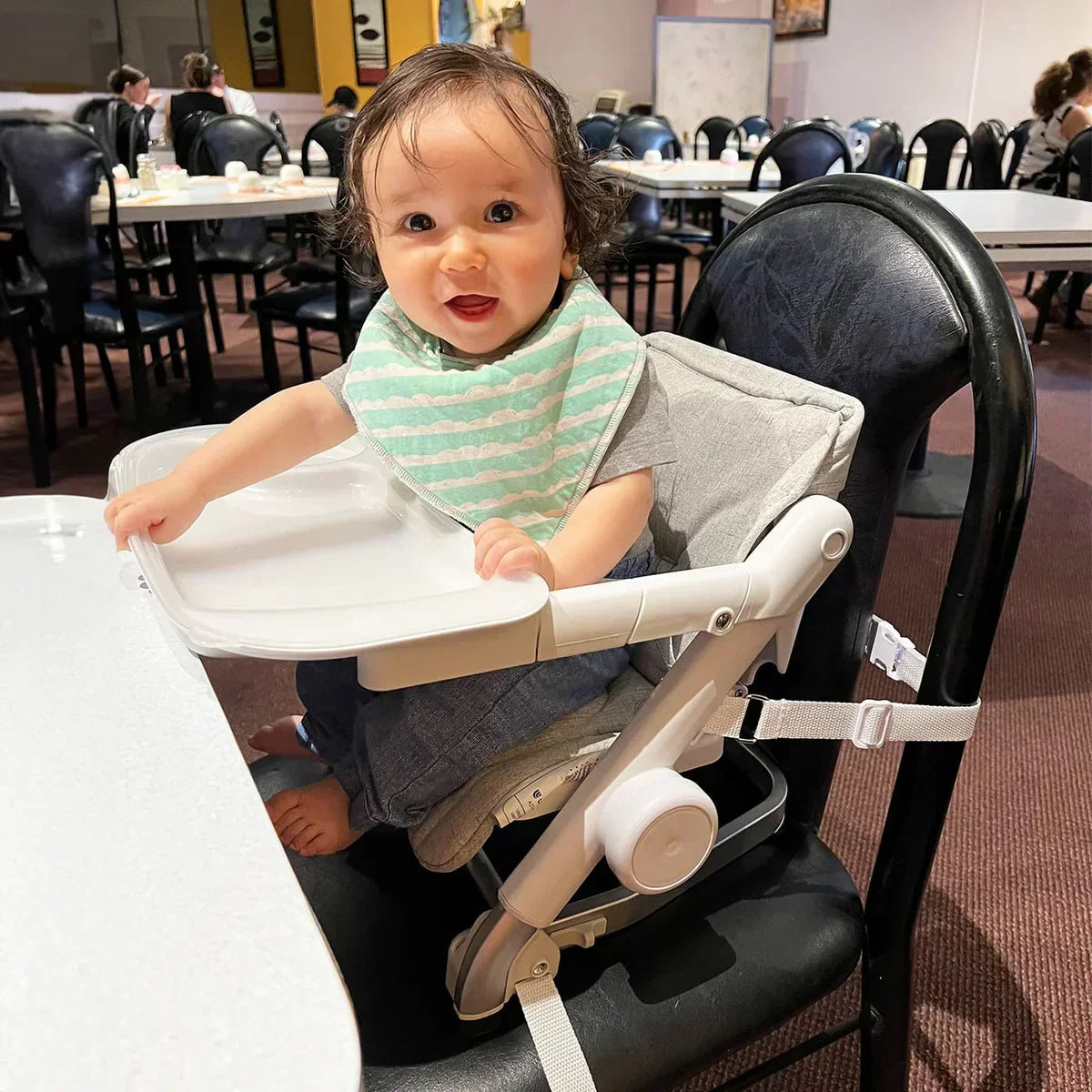 FeedMe Booster Seat - Feeding Chair